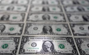 Dollar Continues Rally, Climbs 24-Year Peak Against Yen