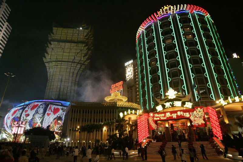 China Covid Outbreak Worsens as Macau Shuts Down Grand Lisboa