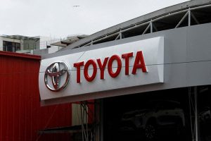 Toyota to Shut Russia Plant And Join Western Firms' Exodus
