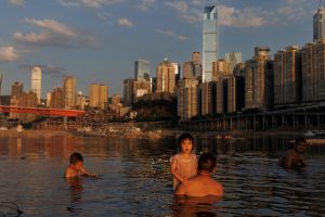 Power Curbs Extended in China’s Heat-Ravaged Southwest