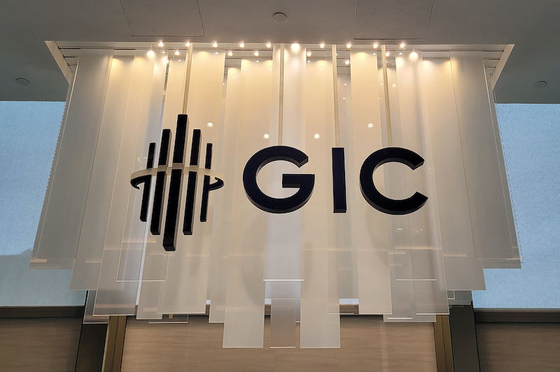 GIC cut its investment in private equity and venture capital in China last year because of concerns about the country's leadership, the FT has reported.