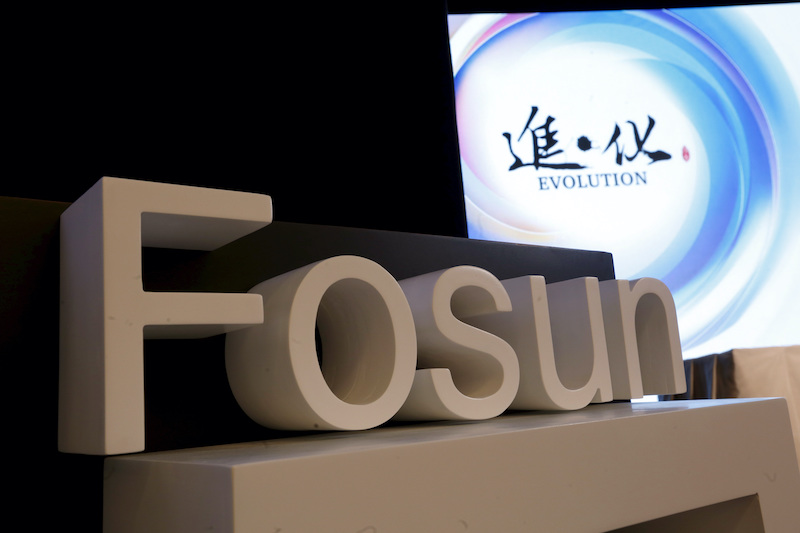 Moody’s Cuts Fosun Credit Rating Amid Asset Sales Worry