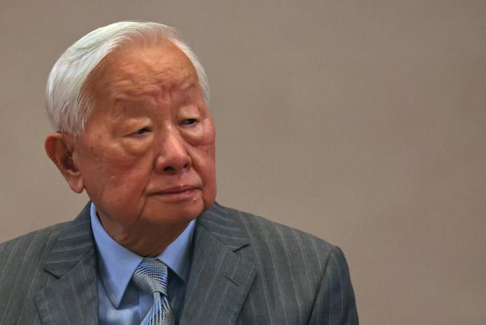 TSMC founder Morris Chang, 91, said he had a happy polite chat to Chinese President Xi Jinping.