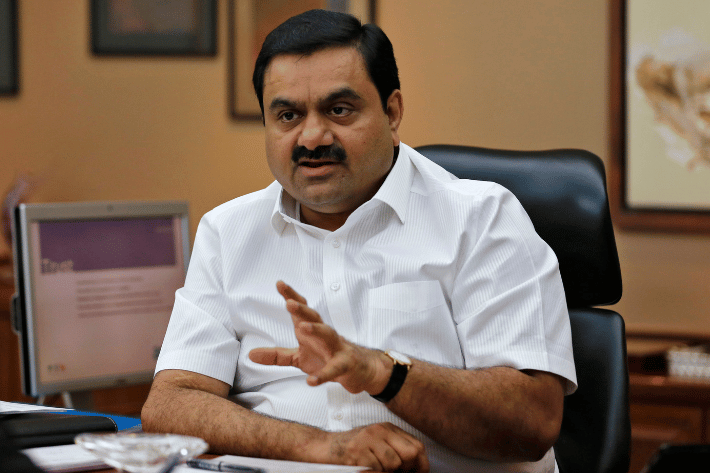 Adani Shares Plunge Again on $400m Debt Talks Report