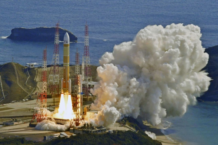 Japan Destroys Failed Flagship Rocket 14 Minutes After Launch