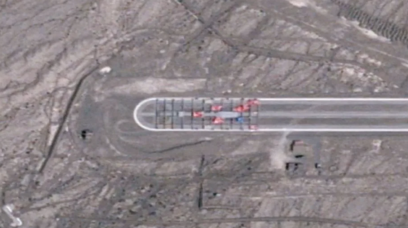 On August 10, 2022, a BlackSky satellite imaged the cradle out of the hangar and sitting at the pivot point on the runway. Tarps covering parts of the cradle indicate it may have been undergoing some sort of test or maintenance. Photo: BlackSky/CNN