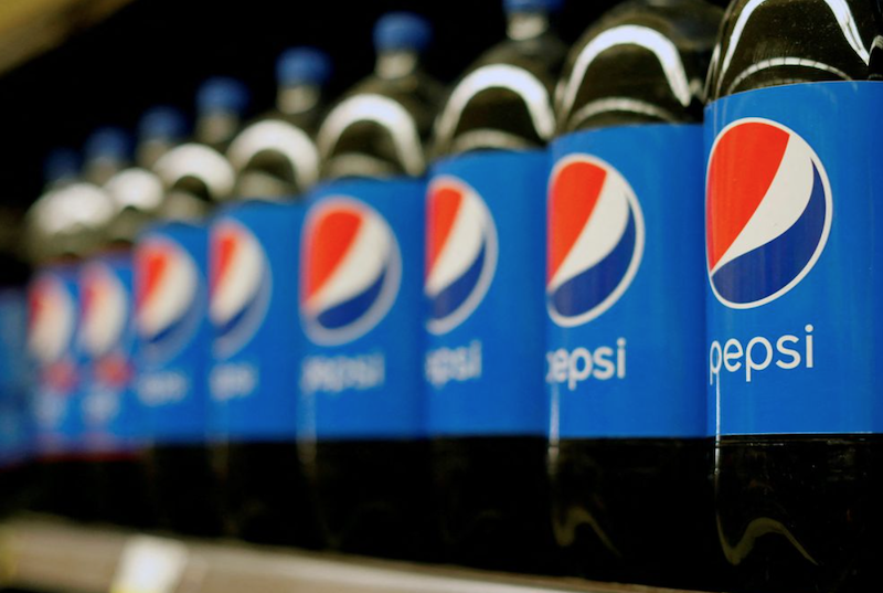 Bottles of Pepsi are pictured at a grocery store in Pasadena, California, U.S., July 11, 2017. Photo: Reuters