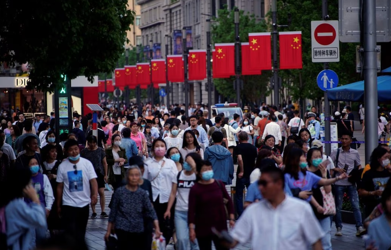 Investors Load Up Bullish Bets on China After Growth Setback