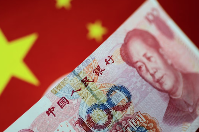 Foreign Investors Shunning China, Piling Pressure on Yuan