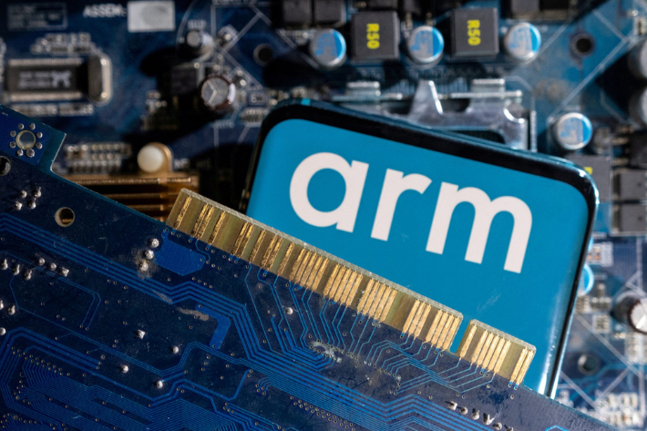 AI Chip Gold Rush Pumps Up SoftBank Shares Ahead of Arm IPO