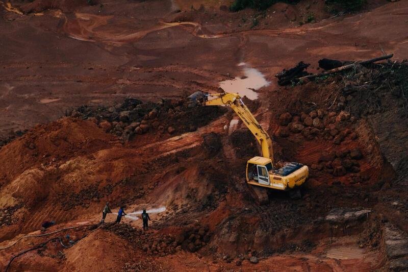 South Korea's Hyundai has vowed to stop its excavators from being used for illegal mining in the Amazon, according to Greenpeace.