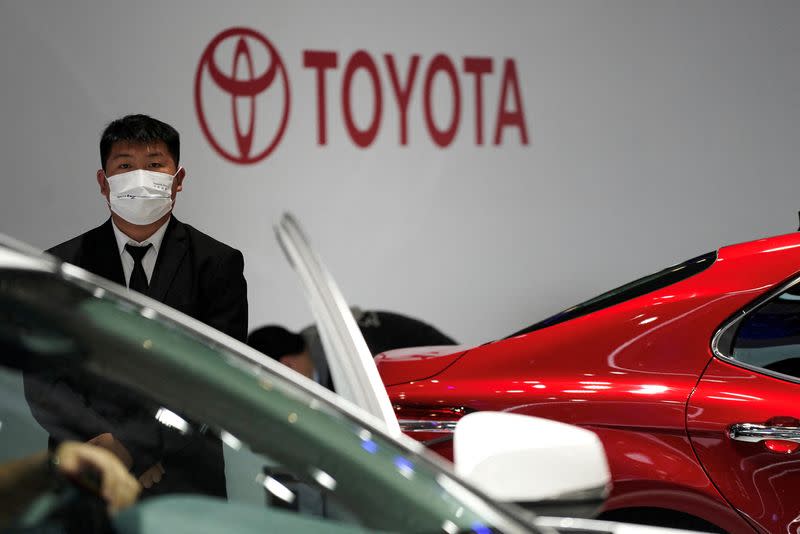 Toyota cars at Auto Shanghai show (Rs)