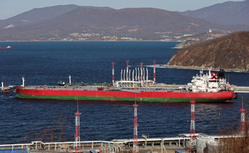 ‘Pop-up’ Traders Shipping Half Russia’s Oil to China and India