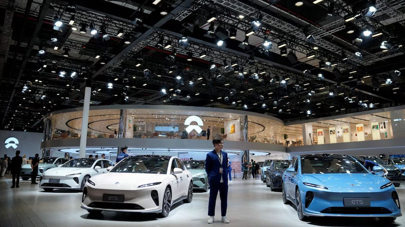 China has announced an extension of its tax breaks to boost sales of electric vehicles.