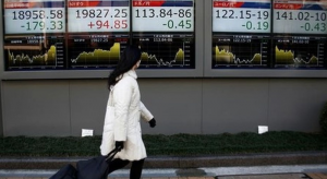 Nikkei Caps Best Year in a Decade, Hang Seng Decline Continues