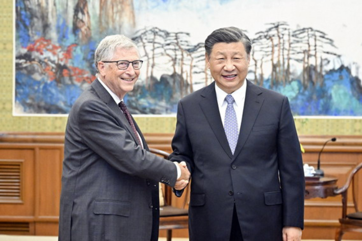 China Open to Using US AI Tech, Xi Jinping tells Bill Gates
