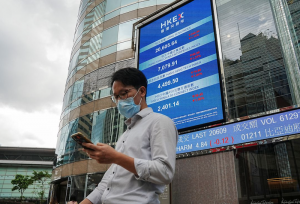 Nikkei Dips on iPhone Ban Fallout Fears, Storm Shuts Hang Seng