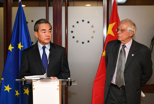 Wang Yi has urged the EU to clarify its stance toward China.