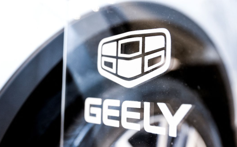 A view shows the logo of Chinese automobile manufacturer Geely at a dealership in Moscow, Russia, March 23, 2023. REUTERS/Maxim Shemetov/File Photo