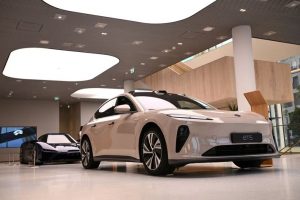 China’s Nio Signs Geely Up to Auto Battery Swapping Push