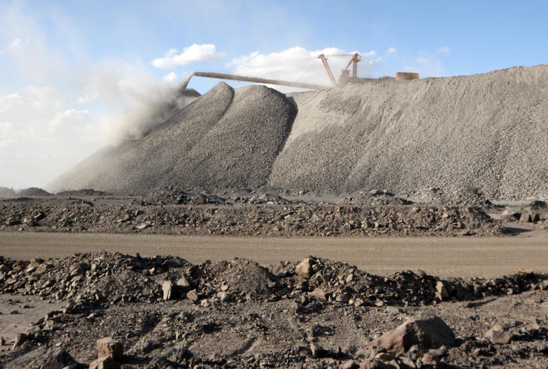 A mining machine is seen at the Bayan Obo mine containing rare earth minerals, in Inner Mongolia, China July 16, 2011. REUTERS/Stringer/File photo Acquire Licensing Rights