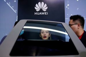 Huawei Eyes Western Backing for EV Firm as Sanctions Safeguard