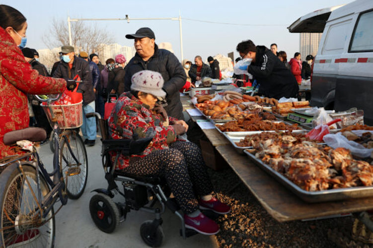 China Sees Biggest Fall in Consumer Prices Since 2009