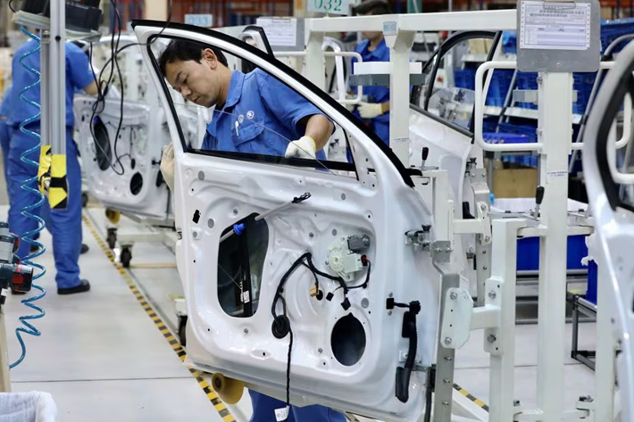 Volkswagen’s China Troubles Worsen Amid New Forced Labour Claim