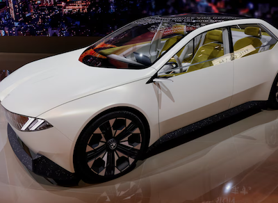 A BMW Vision Neue Klasse is displayed during the Japan Mobility Show 2023 at Tokyo Big Sight in Tokyo, Japan October 25, 2023. Photo: Reuters