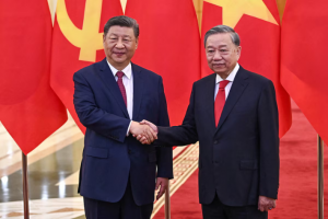 China Says it Will ‘Shake Hands Not Fists’ to Beat US Tariffs