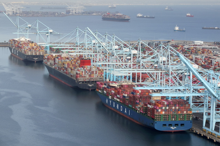 Shipping Volume Will Plunge by Over a Third Next Week: LA Port