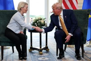 EU Strikes a Pricey Deal With Trump to Avert a Trade War