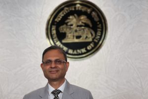 Indian Central Bank to Ease Foreign Borrowing Rules for Firms