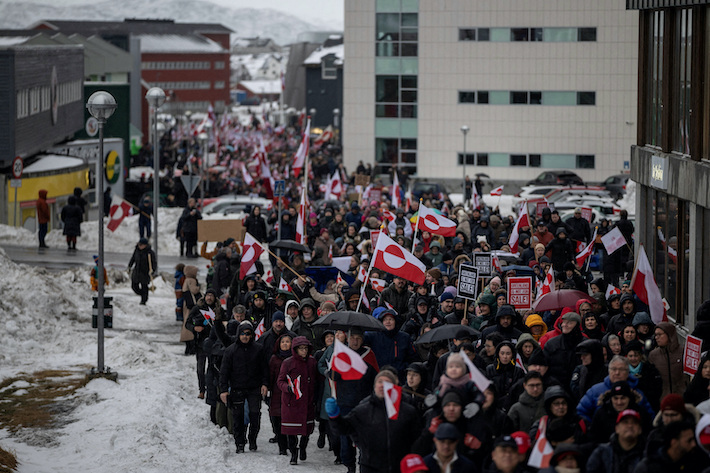 Markets Rocked by Trump Tariff Threats to EU Over Greenland