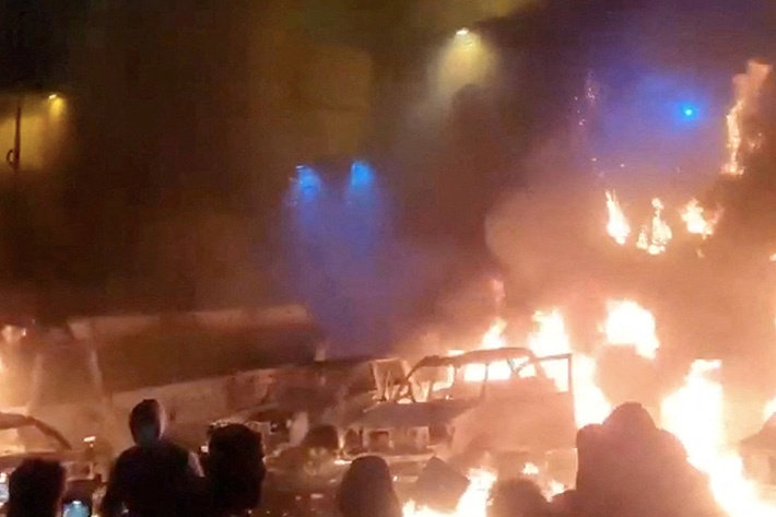 Unrest Widens in Iran: Internet Shut Amid Riots, Fires in Cities